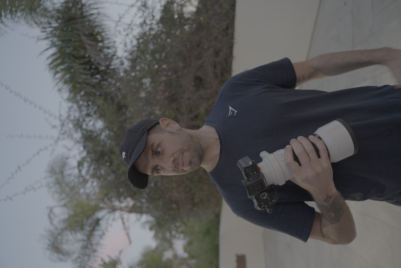 Ermo Egberts holding a camera